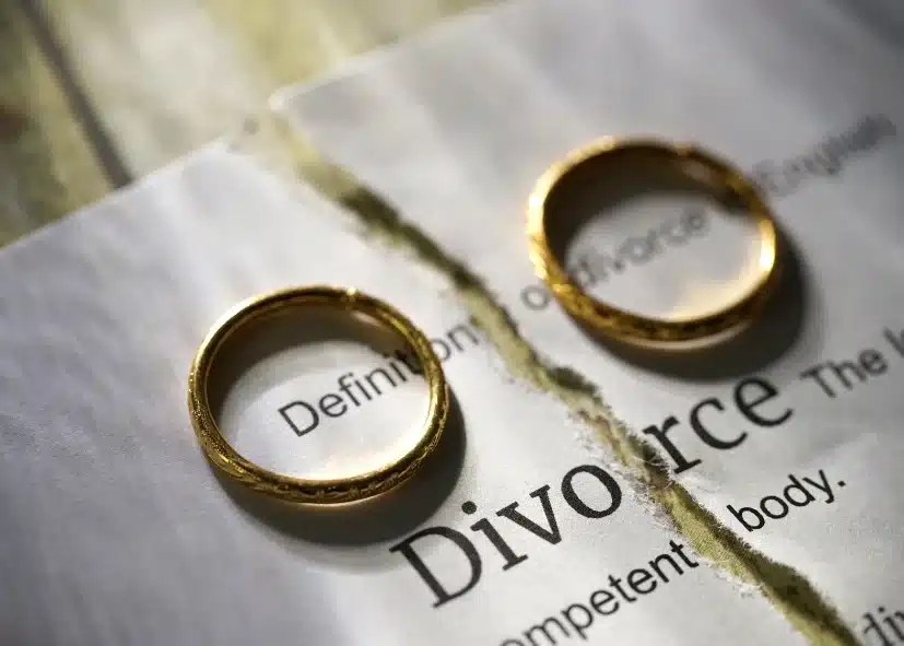 محامي متخصص قضايا طلاق في | أبوظبي | دبي | الشارقة | عجمان